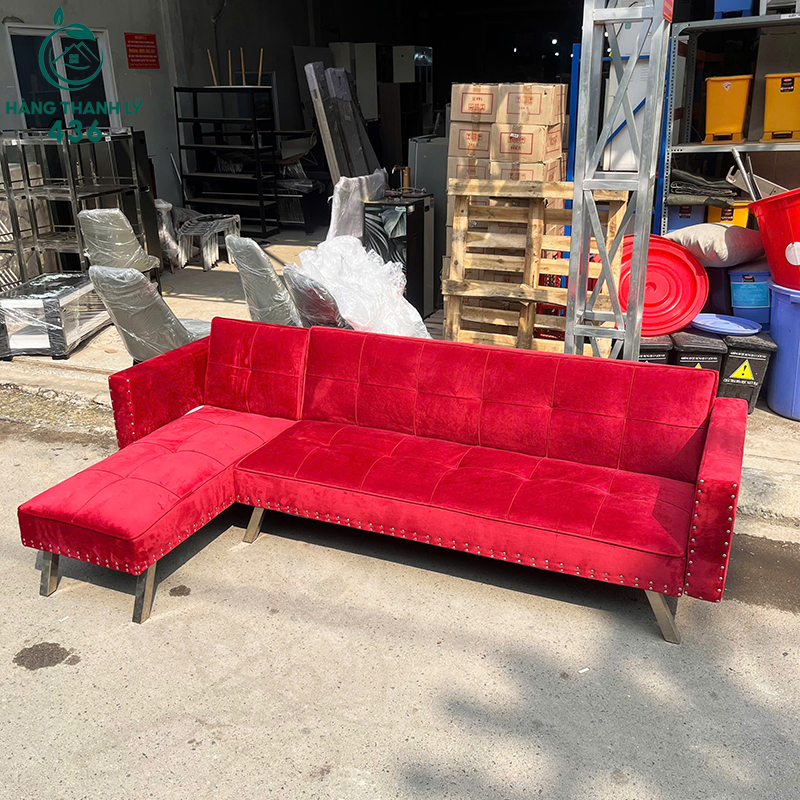 sofa-giuong-cu-boc-nhung-mau-do-do-sang-trong-1 Sofa Giường Cũ Bọc Nhung Màu Đỏ Đô Sang Trọng