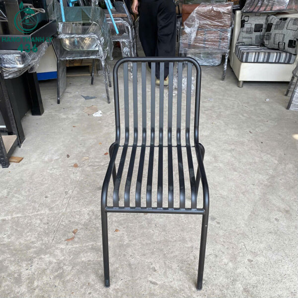 thanh ly ghe cafe sat thiet ke nan doc moi 99