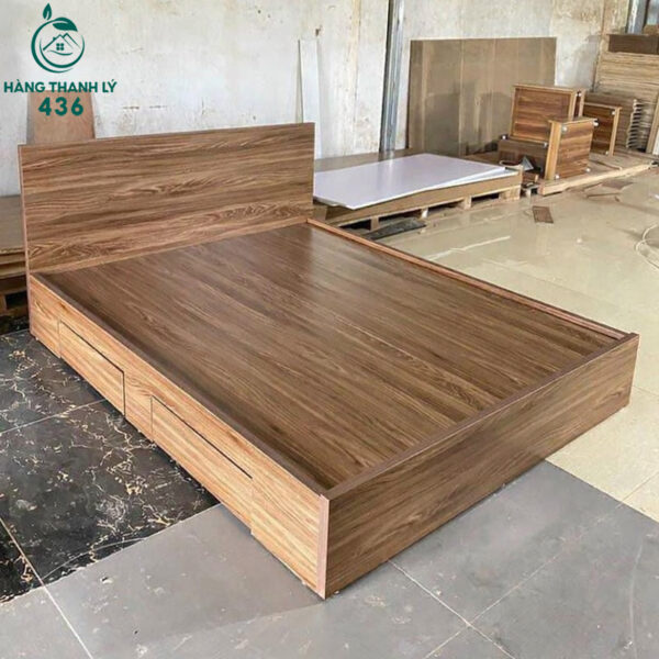 thanh ly giuong go co ngan keo moi 99 2