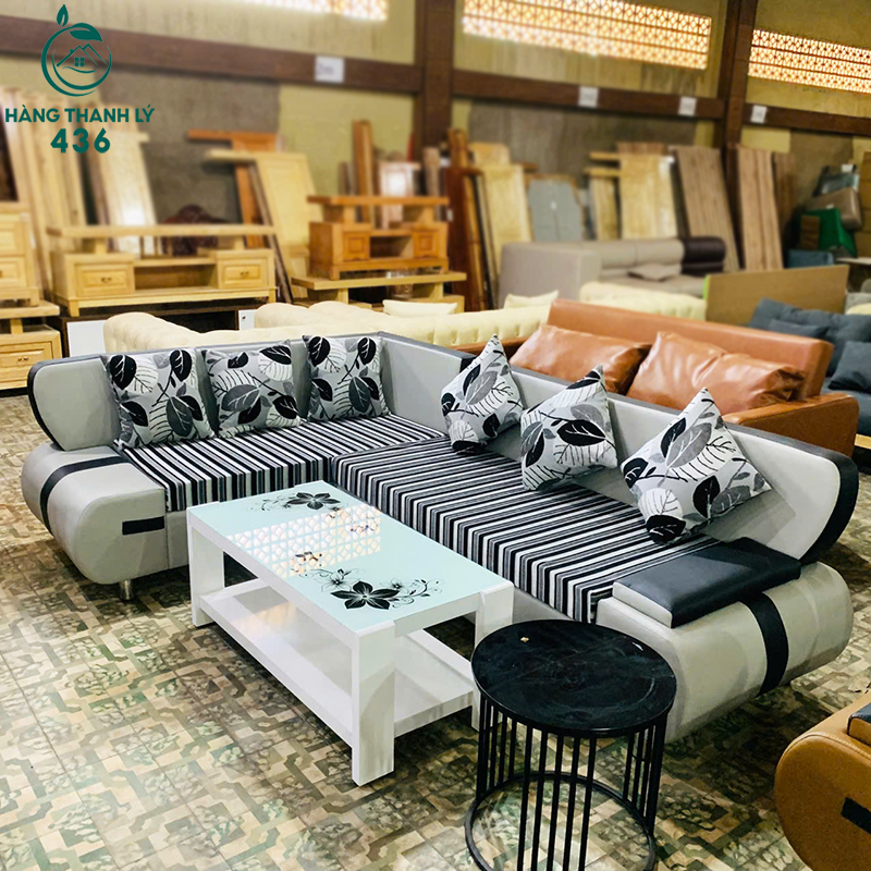 thanh-ly-sofa-goc-l-boc-da-phoi-mau-trang-den-moi-99-2 Thanh Lý Sofa Góc L Bọc Da Phối Màu Trắng Đen Mới 99%