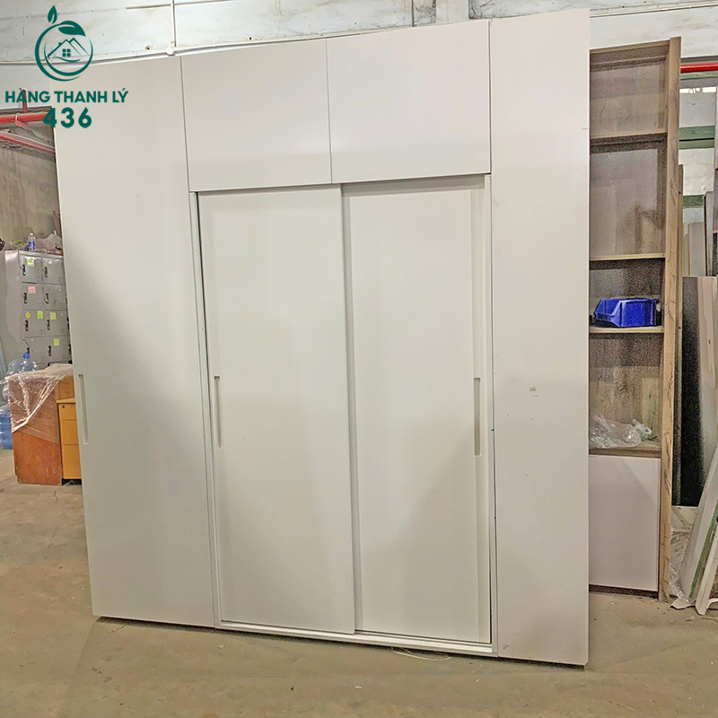 tu-ao-cu-canh-lua-mau-trang-co-ngan-ke-va-guong-soi-2 Tủ Áo Cũ Cánh Lùa Màu Trắng Có Ngăn Kệ Và Gương Soi