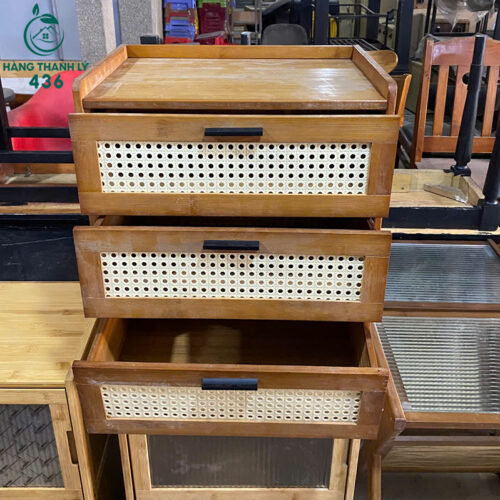 Tủ Đầu Giường Gỗ Cũ Mặt Mây Đan Thoáng Khí