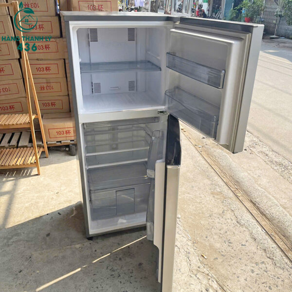 tu-lanh-panasonic-mau-bac-cu-inverter-cong-suat-85w (3) tu lanh panasonic mau bac cu inverter cong suat 85w 3