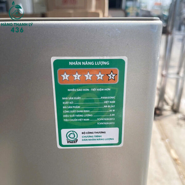 tu-lanh-panasonic-mau-bac-cu-inverter-cong-suat-85w (4) tu lanh panasonic mau bac cu inverter cong suat 85w 4