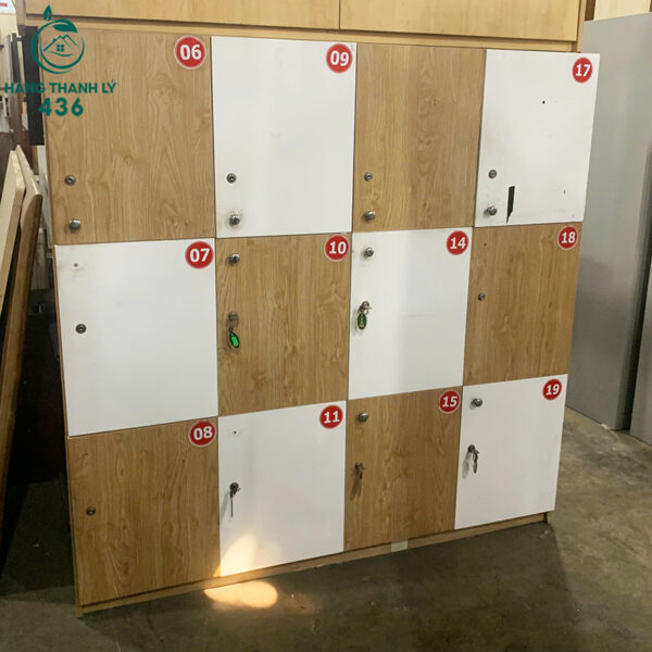 tu locker go cu nhieu ngan chia o tien loi 2