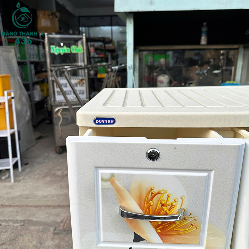 Tủ Nhựa Duy Tân Cũ 6 Ngăn Kéo In Hoa Trang Trí tu-nhua-duy-tan-cu-5-ngan-keo-in-hoa-trang-tri-2 Tủ Nhựa Duy Tân Cũ 6 Ngăn Kéo In Hoa Trang Trí