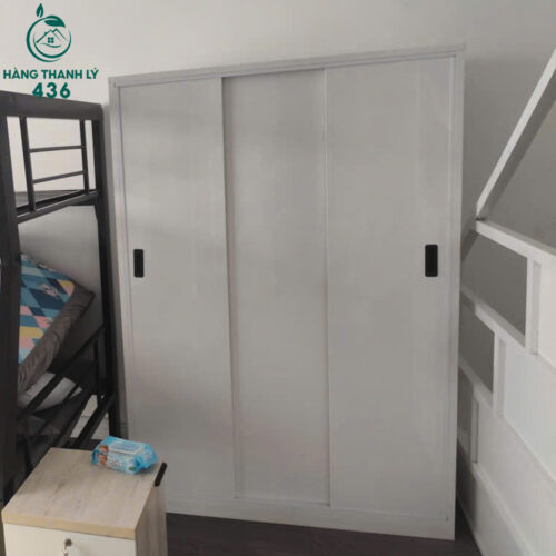 Tủ Quần Áo Cửa Trượt Nhựa Cũ 1M2X1M8 Màu Trắng