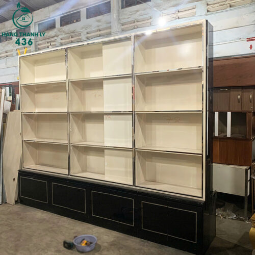 tu-trung-bay-cu-3m12x2m5-khung-go-thiet-ke-nhieu-ngan-500x500 Thanh Lý Bàn Ghế Cũ, Mua Bán Đồ Nội Thất Cũ Giá Rẻ TPHCM