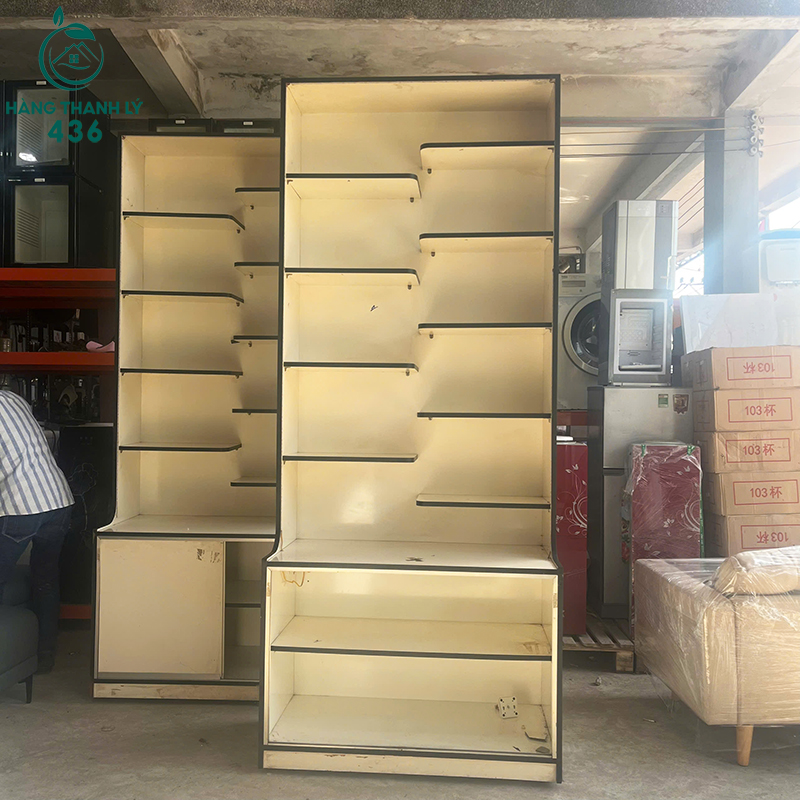 Tủ Trưng Bày Cũ Nhiều Tầng Gắn Thanh Đỡ tu-trung-bay-cu-nhieu-tang-gan-thanh-do-2 Tủ Trưng Bày Cũ Nhiều Tầng Gắn Thanh Đỡ