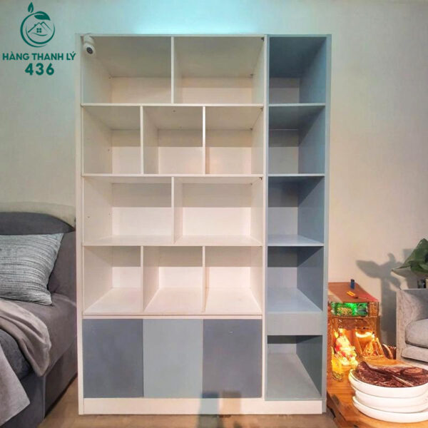 tu trung bay cu trang phoi xam thiet ke nhieu o vuong