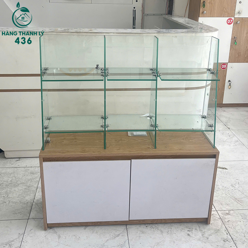 Tủ Trưng Bày Kính Cũ Có Ngăn Dưới Tiện Lưu Trữ tu-trung-bay-kinh-cu-co-ngan-duoi-tien-luu-tru-3 Tủ Trưng Bày Kính Cũ Có Ngăn Dưới Tiện Lưu Trữ
