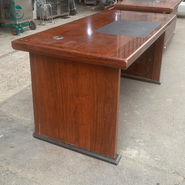 ban giam doc cu 1m6x80cm go nau thiet ke khong hoc 3