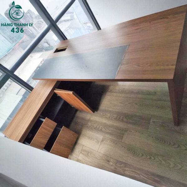 ban giam doc cu 1m8x1m6x76cm co hoc tu ben hong 3