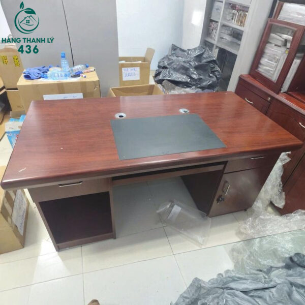 ban giam doc cu go nau co hoc hai ben 1