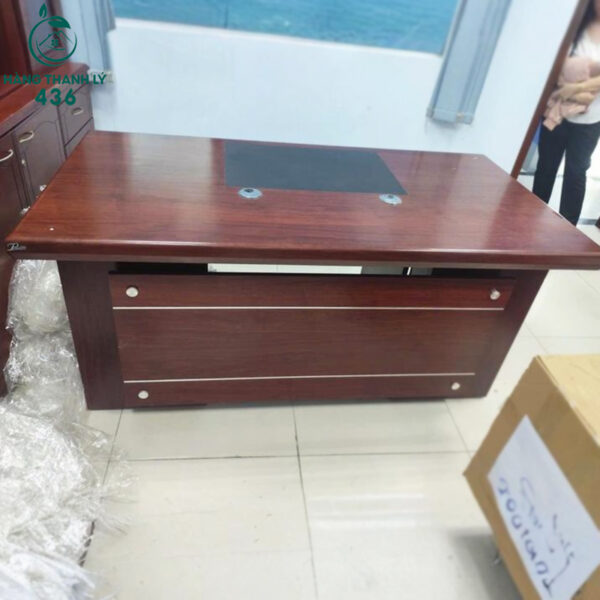 ban giam doc cu go nau co hoc hai ben 2