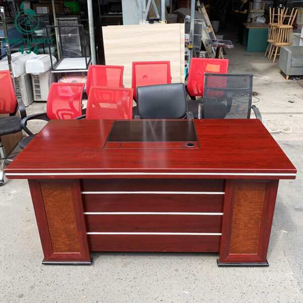 ban giam doc cu go nau dam co 3 vien trang 1 1