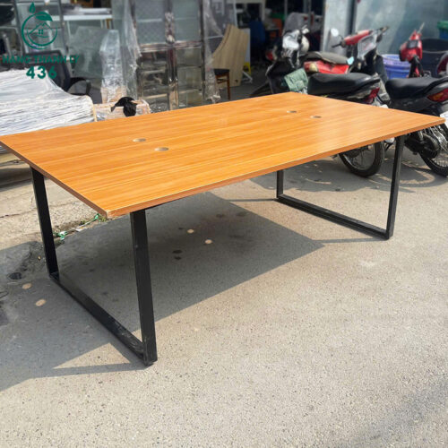 ban hop cu 1mx2m mat go chan sat chu u 2