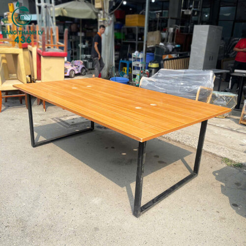 ban hop cu 1mx2m mat go chan sat chu u 3