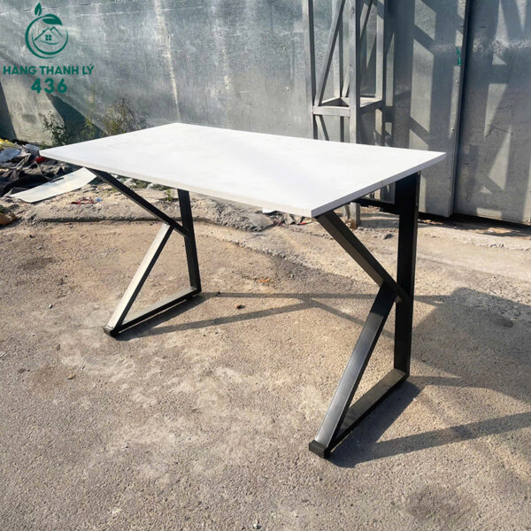 ban lam viec cu 1m2x60cm chan sat chu k mat go mau trang 3