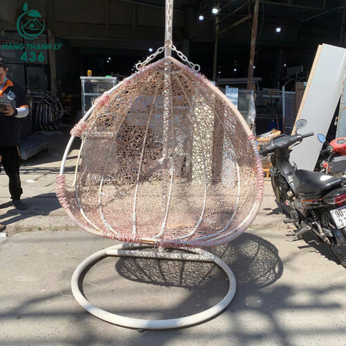 ghe xich du cu treo khung dung de su dung 2