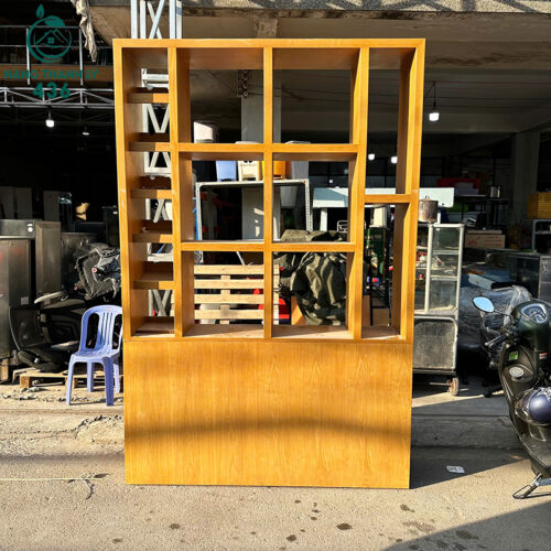 ke go trung bay cu 1m7x2m5 dang dung nhieu o 1