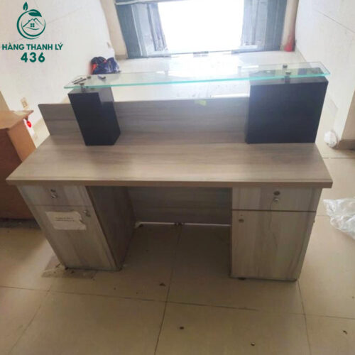 Quầy Lễ Tân Cũ 1M6X1M1X60CM Gỗ Phối Kính Trên Mặt 3 quay le tan cu 1m6x1m1x60cm go phoi kinh tren mat 2