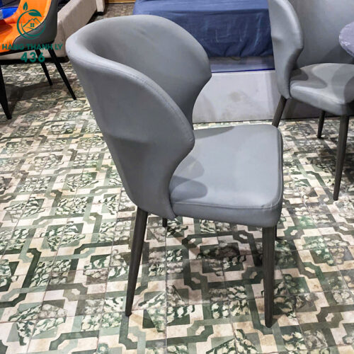 thanh ly bo ban an 6 ghe boc da xam moi 99 2