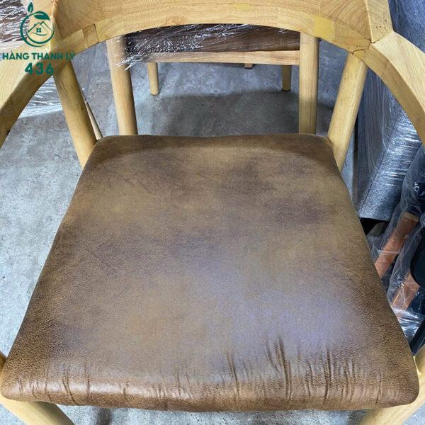 thanh ly ghe go tua cong tay vin boc nem moi 99 1