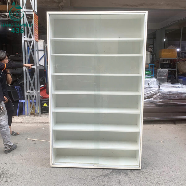 tu kinh trung bay cu dang dung cao mau trang 2