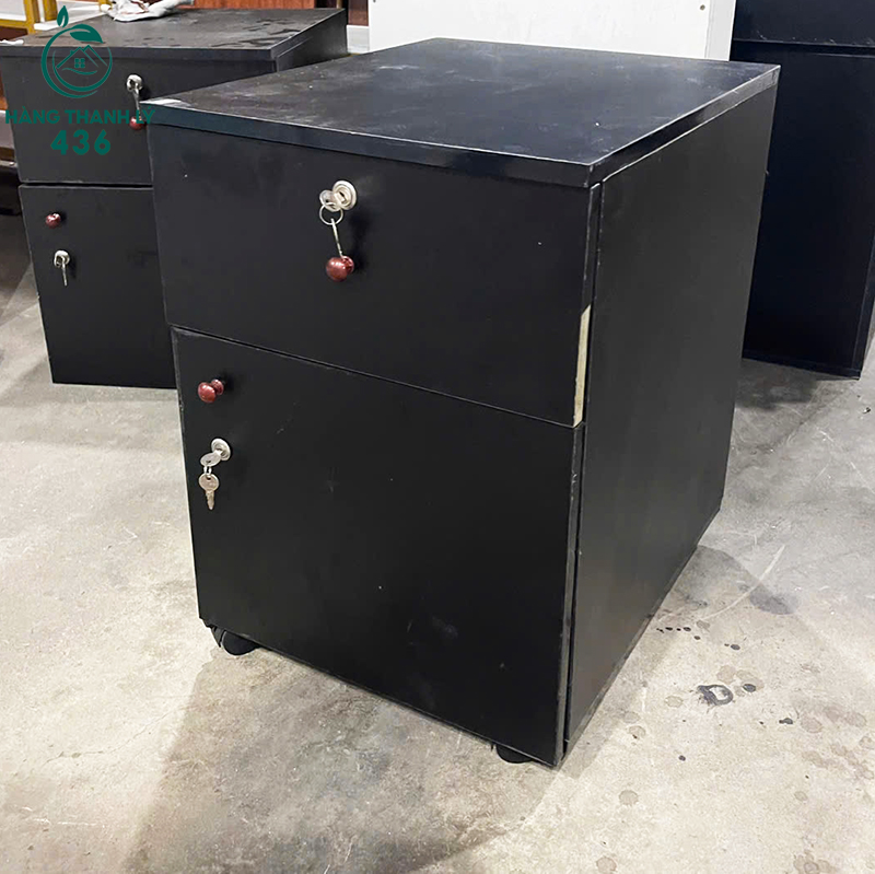 Tủ Hồ Sơ Cũ Có Khóa An Toàn tu-phu-ban-lam-viec-cu-co-khoa-an-toan-1-1 Tủ Hồ Sơ Cũ Có Khóa An Toàn