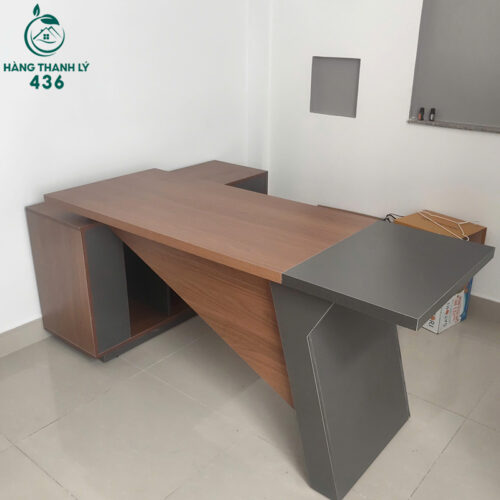 ban giam doc cu chu l 1m6x1m2x75cm kem tu tien loi 3