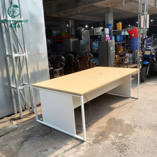 Bàn Họp Cũ 2M2X1M2X75CM Chân Sắt Có Nắp Luồn Dây