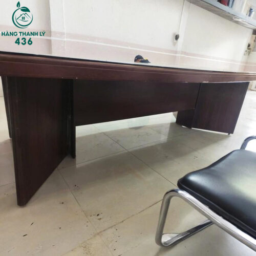 Bàn Họp Cũ 2M9X1M35X75CM Mặt Cong Vân Gỗ Nâu Đậm