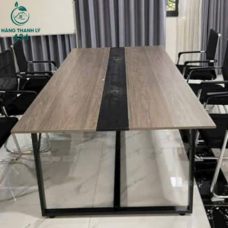 Bàn Họp Cũ Chân Sắt Chữ U Vân Gỗ Nâu 2m4 8 ban hop cu chan sat chu u 2mx1m van go nau 2 1