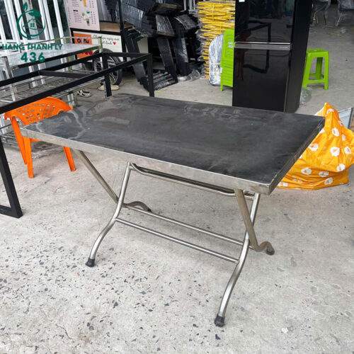 ban inox cu kich thuoc 1m2x70 rong rai de dung 2