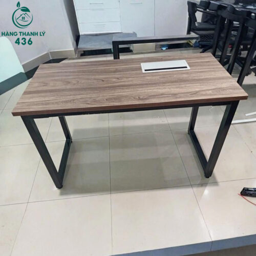 ban-lam-viec-cu-1m2-go-mau-nau-chan-chu-u-500x500 Thanh Lý Bàn Ghế Cũ, Mua Bán Đồ Nội Thất Cũ Giá Rẻ TPHCM