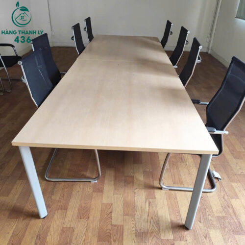 ban lam viec cu 1m2x1m8x75cm chan sat 1