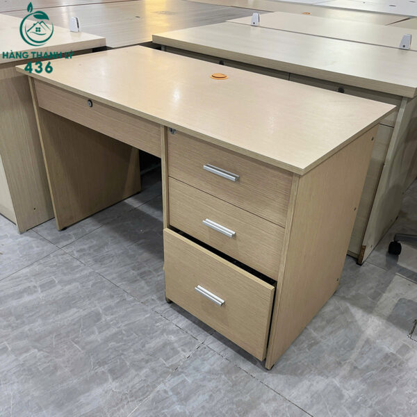 ban lam viec cu 1m2x60cm co hoc keo 4