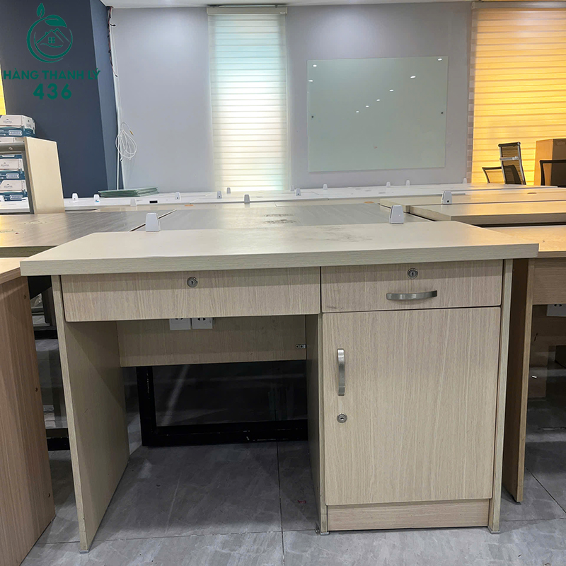 Bàn Làm Việc Cũ 1M2X60CM Vân Gỗ Sáng Thiết Kế Có Hộc ban-lam-viec-cu-1m2x60cm-van-go-sang-thiet-ke-co-hoc-3 Bàn Làm Việc Cũ 1M2X60CM Vân Gỗ Sáng Thiết Kế Có Hộc