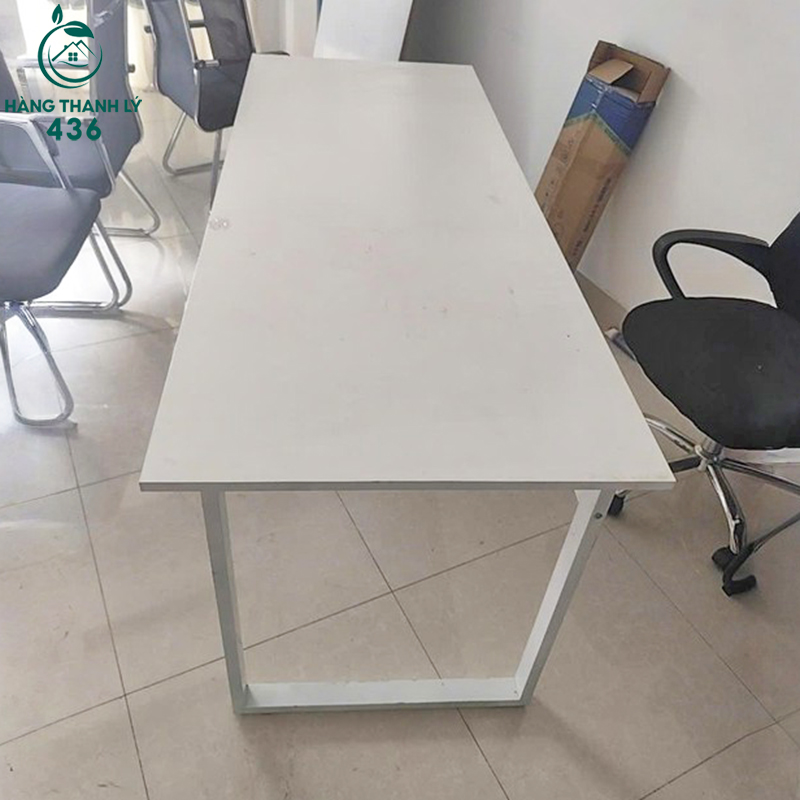 Bàn Làm Việc Cũ 1M8X70CM Chân Sắt Chữ U Màu Trắng ban-lam-viec-cu-1m8x70cm-chan-sat-mau-trang-2 Bàn Làm Việc Cũ 1M8X70CM Chân Sắt Chữ U Màu Trắng