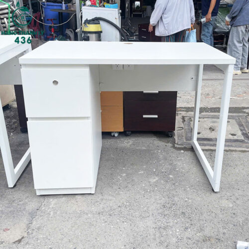 Bàn Làm Việc Cũ Gỗ MDF Màu Trắng 1MX60CM