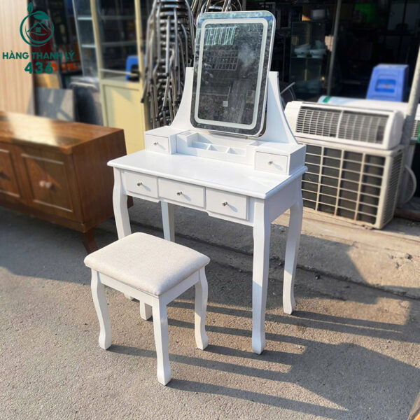 ban trang diem cu co guong va ngan keo tien loi 2