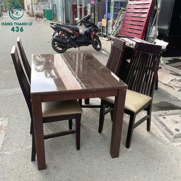 bo ban an mat kinh cu 4 ghe go boc da 4