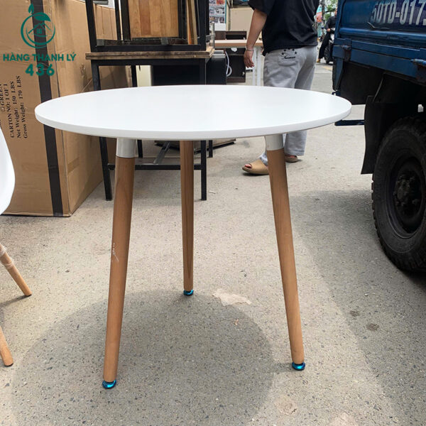 bo ban tron cu eames trang kem 3 ghe 3