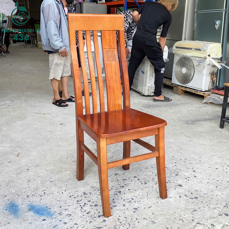 Ghế Ăn Gỗ Tự Nhiên Cũ Tựa Lưng Cao Thiết Kế Hoa Văn ghe-an-go-tu-nhien-cu-tua-lung-cao-ngoi-chac-chan-1 Ghế Ăn Gỗ Tự Nhiên Cũ Tựa Lưng Cao Thiết Kế Hoa Văn