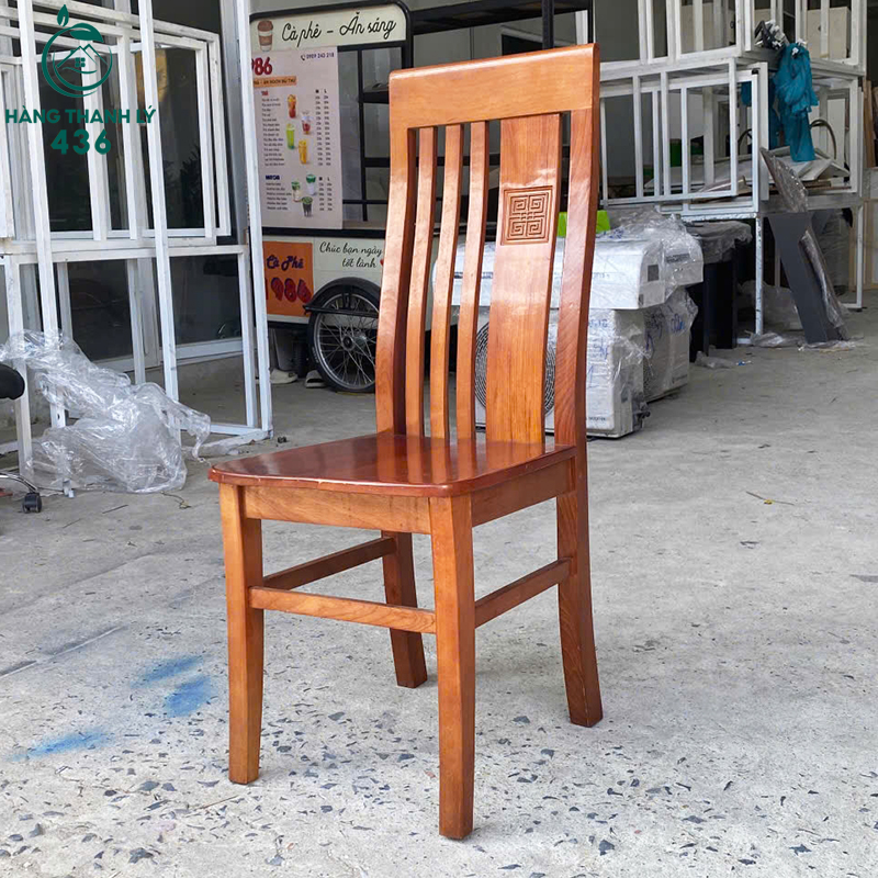 Ghế Ăn Gỗ Tự Nhiên Cũ Tựa Lưng Cao Thiết Kế Hoa Văn ghe-an-go-tu-nhien-cu-tua-lung-cao-ngoi-chac-chan-2 Ghế Ăn Gỗ Tự Nhiên Cũ Tựa Lưng Cao Thiết Kế Hoa Văn
