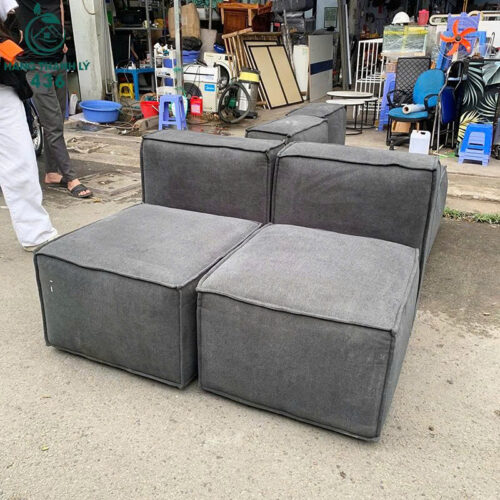 Ghế Sofa Đơn Cũ Màu Xám Thiết Kế Gọn Gàng
