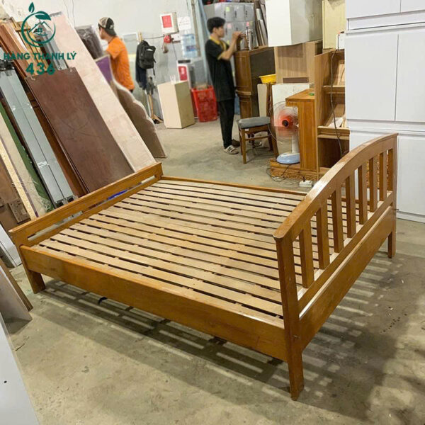 giuong go cu 1m4x2m thiet ke nan go tien loi 4