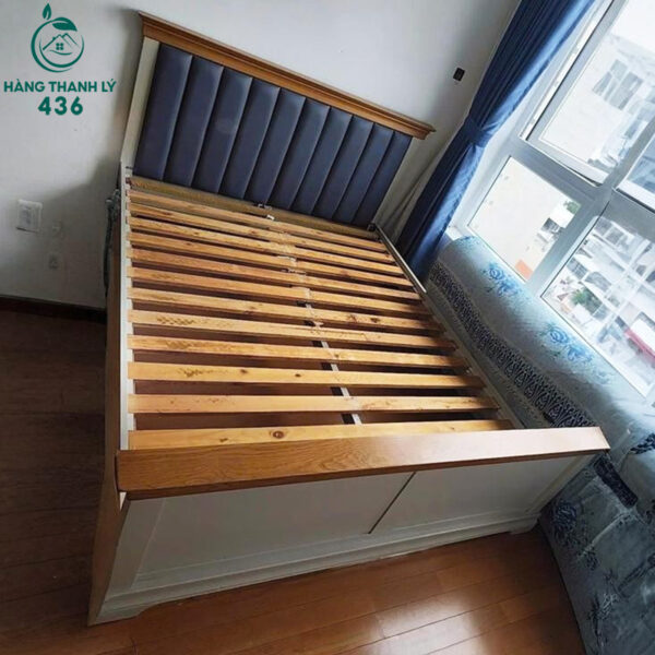 giuong go cu boc nem dau giuong 1