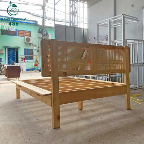 giuong go thong cu 1m6x2m phoi may dan 1